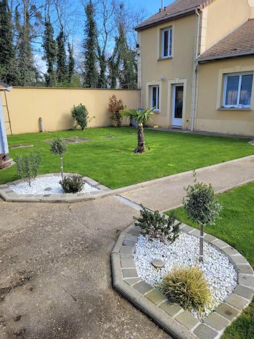 Petite Dependance Privee Villa Precy-sur-Marne Buitenkant foto